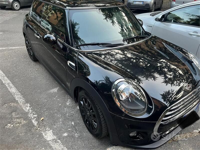 Usata 2022 Mini Cooper Due volumi | 22.900 € (Buon prezzo) - Immagine 1/4