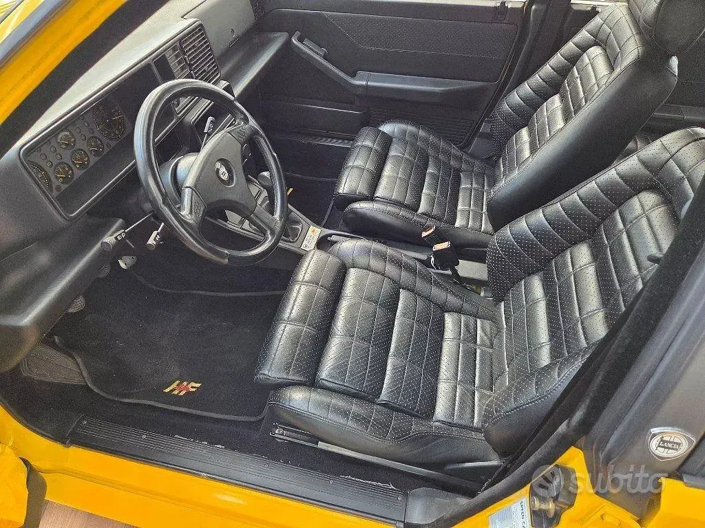 Usata Lancia Delta 205 CV (150 kW) 1992 Vari colori Utilitaria