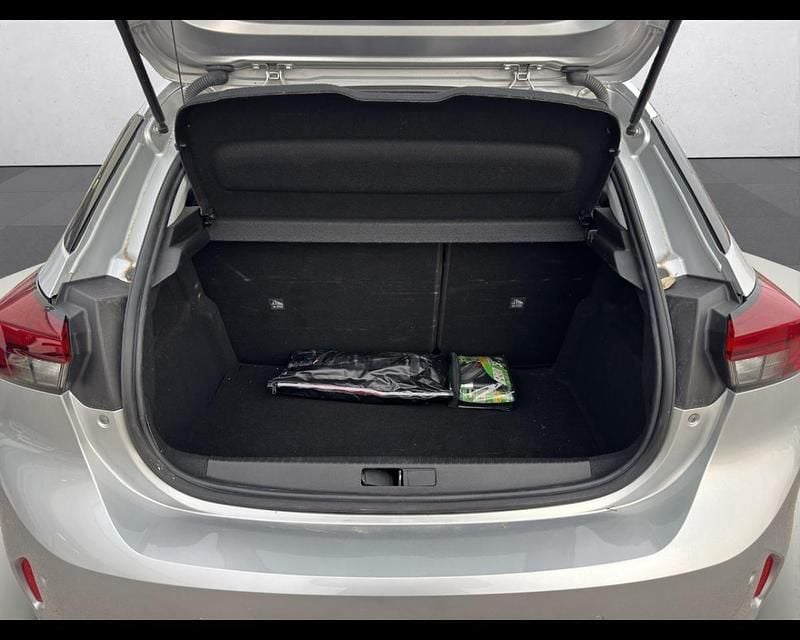 Usata Opel Corsa Edition 100 CV (73 kW) 2023 Grigio Utilitaria