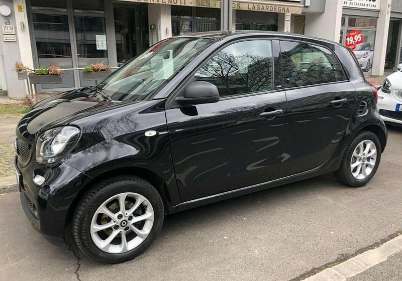 Usata Smart ForFour Passion 71 CV (52 kW) 2019 Nero Utilitaria