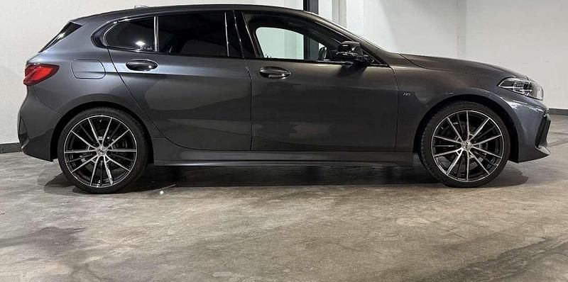 Usata BMW 118 M Sport 140 CV (102 kW) 2019 Grigio Utilitaria