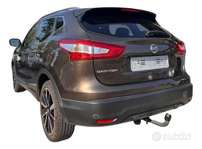 Usata Nissan Qashqai Tekna 110 CV (80 kW) 2016 Grigio(met.) SUV