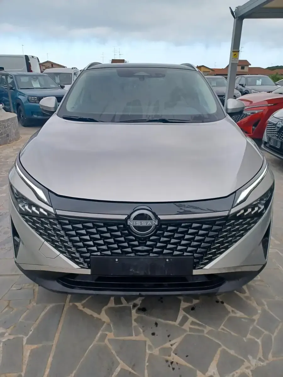 Usata Nissan Qashqai N-Connecta 190 CV (139 kW) 2025 Grigio SUV