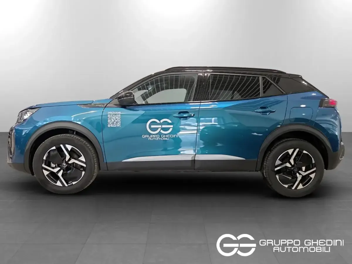 Nuova Peugeot 2008 GT 136 CV (100 kW) 2026 Blu SUV