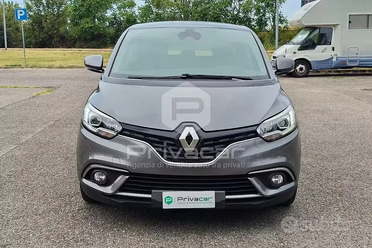 Usata Renault Scénic 116 CV (85 kW) 2018 Grigio Monovolume