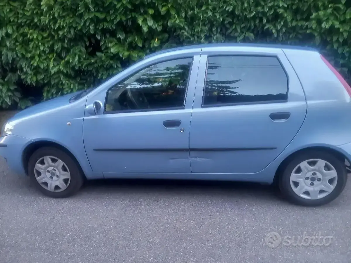 Usata Fiat Punto 60 CV (44 kW) 2006 Utilitaria