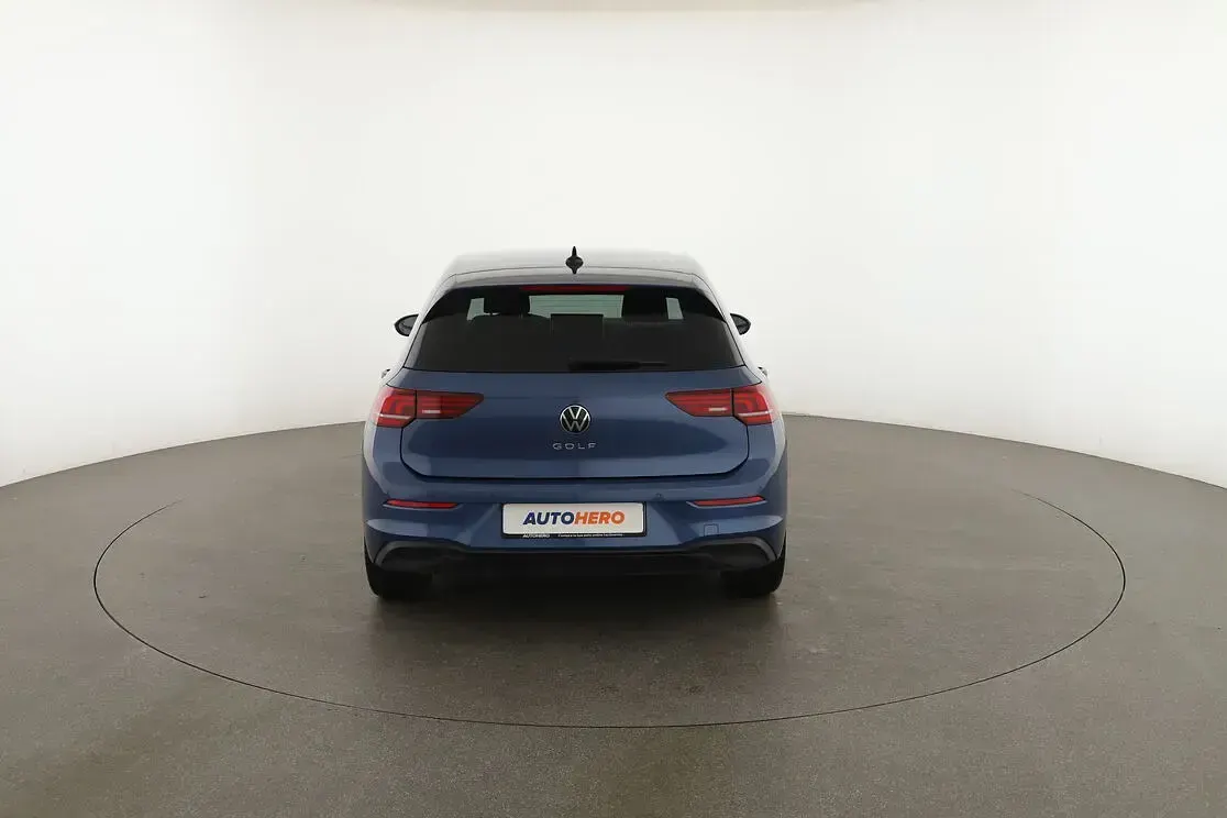 Usata VW Golf VIII Edition 116 CV (85 kW) 2025 Blu Berlina