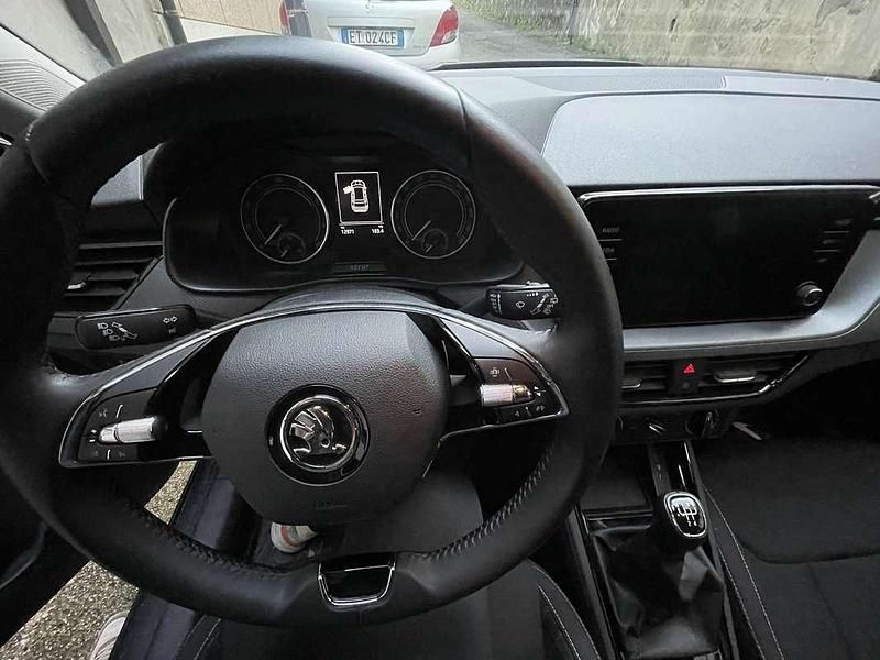 Usata 2023 Skoda Kamiq Ambition SUV | 16.800 € (Ottimo prezzo) - Immagine 1/4