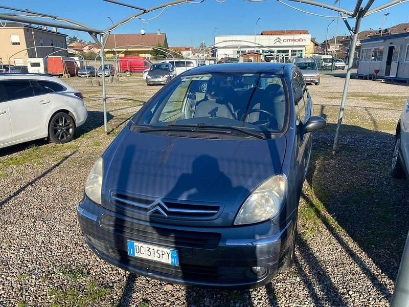 Grigio Usata 2006 Citroën Xsara Picasso Monovolume | 2500 € (Buon prezzo) - Immagine 1/4