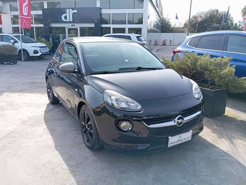 Nero Usata 2016 Opel Adam Due volumi | 7300 € (Cara) - Immagine 1/3