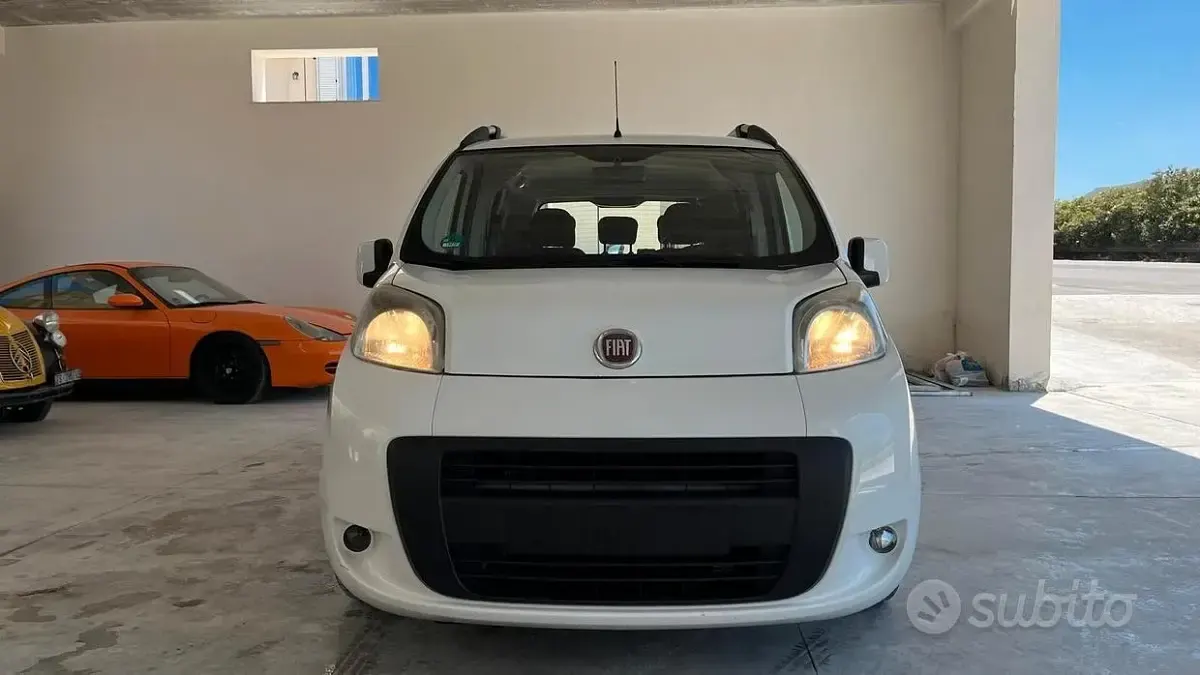 Usata Fiat Qubo Trekking 75 CV (55 kW) 2009 Bianco Monovolume