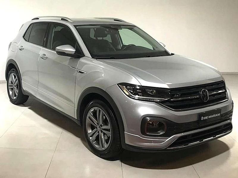 Usata VW T-Cross R-line 110 CV (80 kW) 2022 Reflex silver SUV
