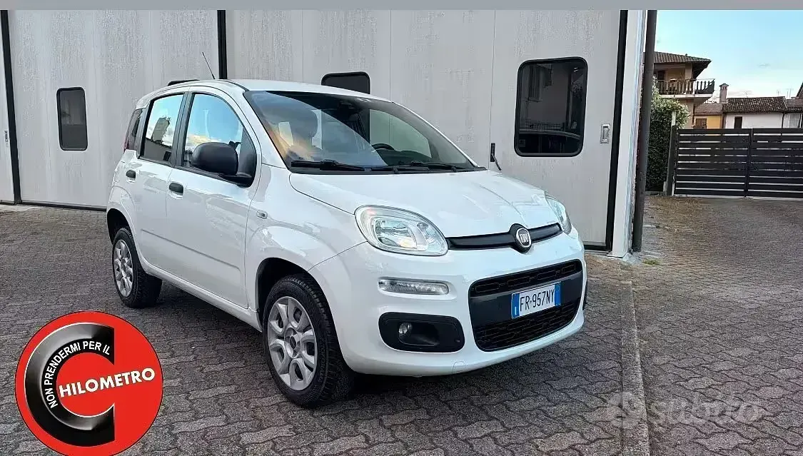 Usata Fiat Panda Easy 70 CV (51 kW) 2018 Utilitaria