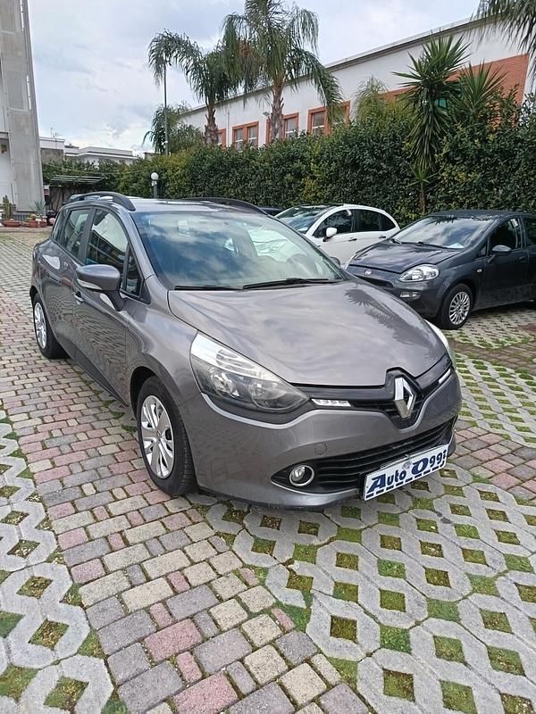 Usata Renault Clio GrandTour Life 73 CV (53 kW) 2016 Grigio Station wagon
