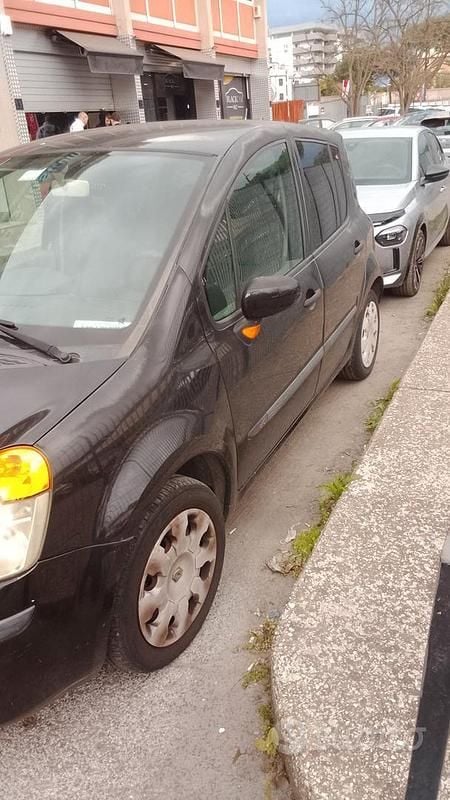 Usata Renault Modus 85 CV (62 kW) 2006 Monovolume