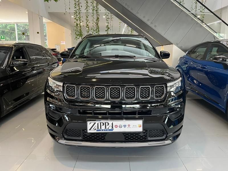 Usata Jeep Compass Summit 131 CV (96 kW) 2025 Nero SUV