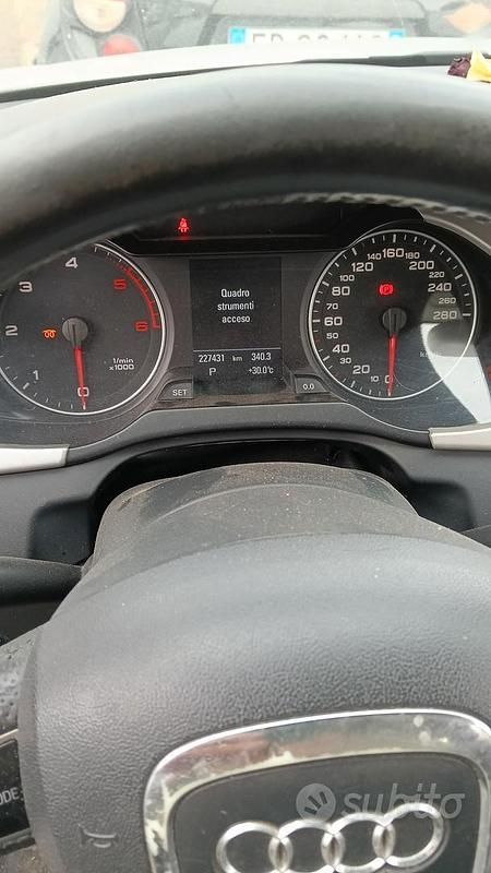 Usata Audi A4 240 CV (176 kW) 2010 Grigio Berlina