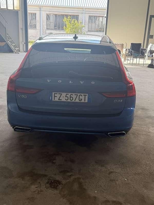 Usata Volvo V90 R-Design 150 CV (110 kW) 2019 Blu/azzurro Station wagon