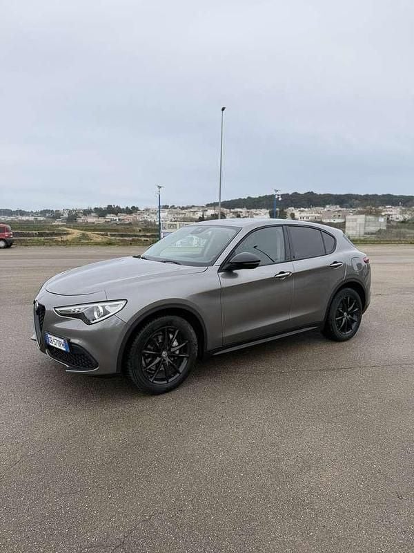 Brugt Alfa Romeo Stelvio Business 160 HK (117 kW) 2020 Sølv SUV