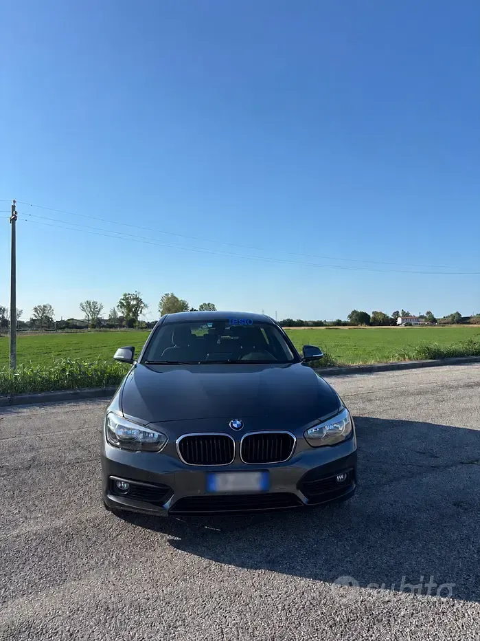 Usata BMW 118 Advantage 150 CV (110 kW) 2018 Grigio Berlina