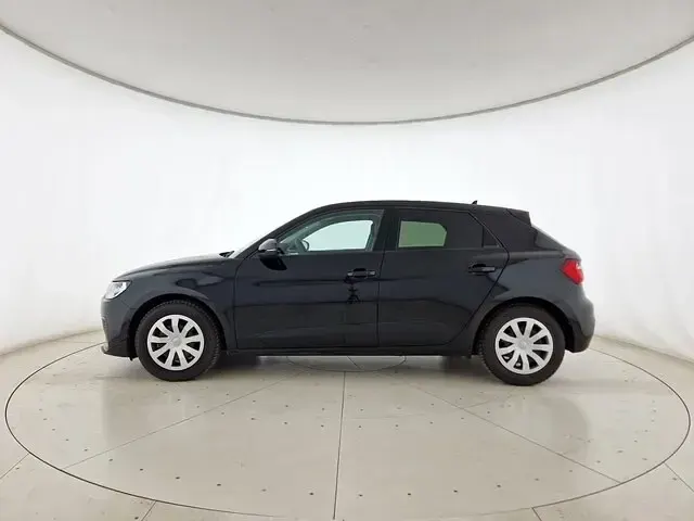 Usata Audi A1 Sportback Business 116 CV (85 kW) 2025 Nero mito metallizzato Utilitaria