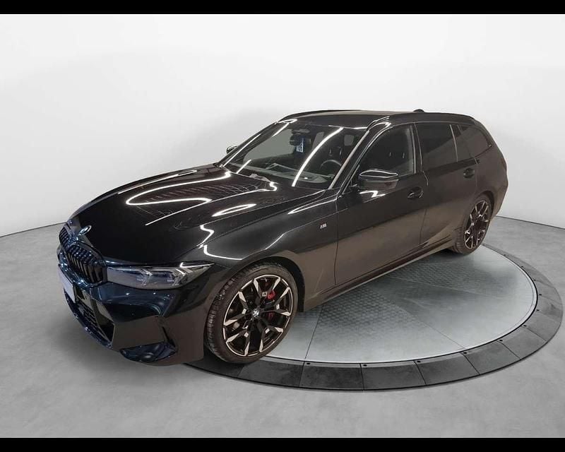 Black sapphire metallizzato Usata 2025 BMW 320 M Sport Station wagon | 46.900 € (Ottimo prezzo) - Immagine 1/3