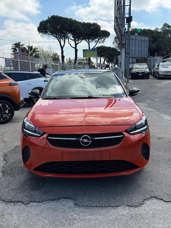 Usata Opel Corsa GS Line 102 CV (75 kW) 2022 Arancione Utilitaria