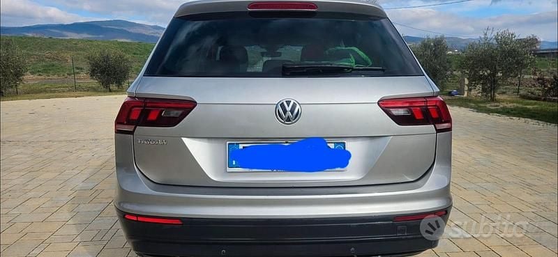 Usata VW Tiguan Business 150 CV (110 kW) 2016 Grigio SUV