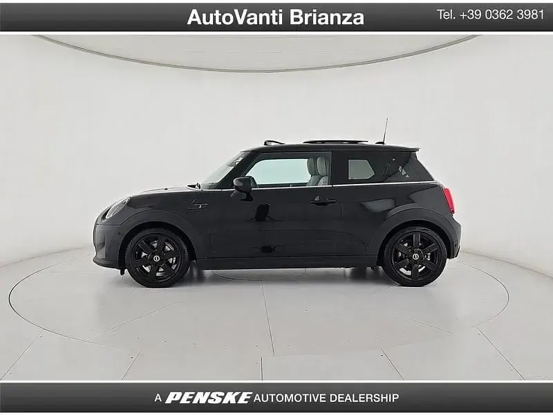 Usata Mini Cooper SE 75 kW (102 CV) 2023 Nero Utilitaria