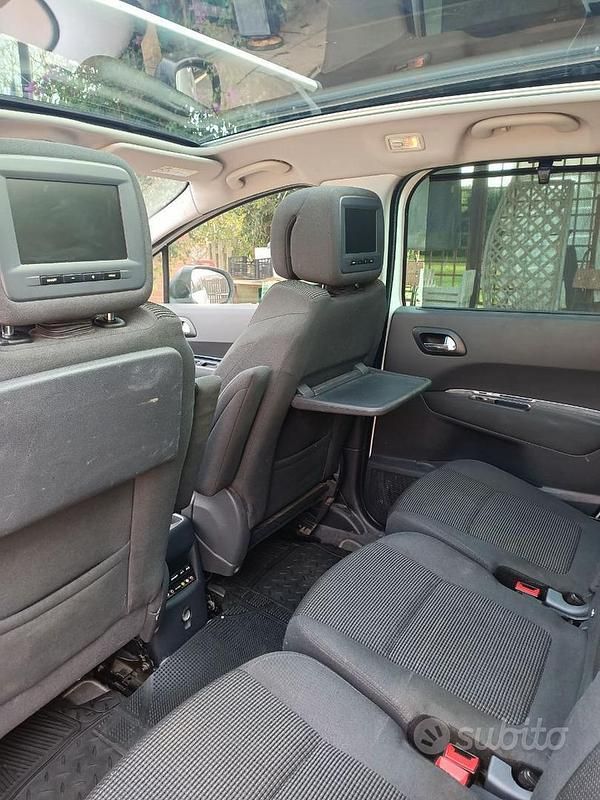 Usata Peugeot 5008 115 CV (84 kW) 2015 Bianco Monovolume