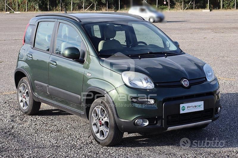 Usata Fiat Panda 4x4 S 80 CV (58 kW) 2016 Verde Utilitaria