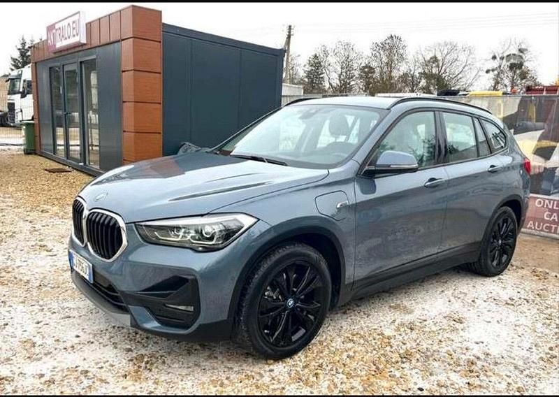 Grigio Usata 2022 BMW X1 SUV | 17.950 € (Super prezzo) - Immagine 1/4