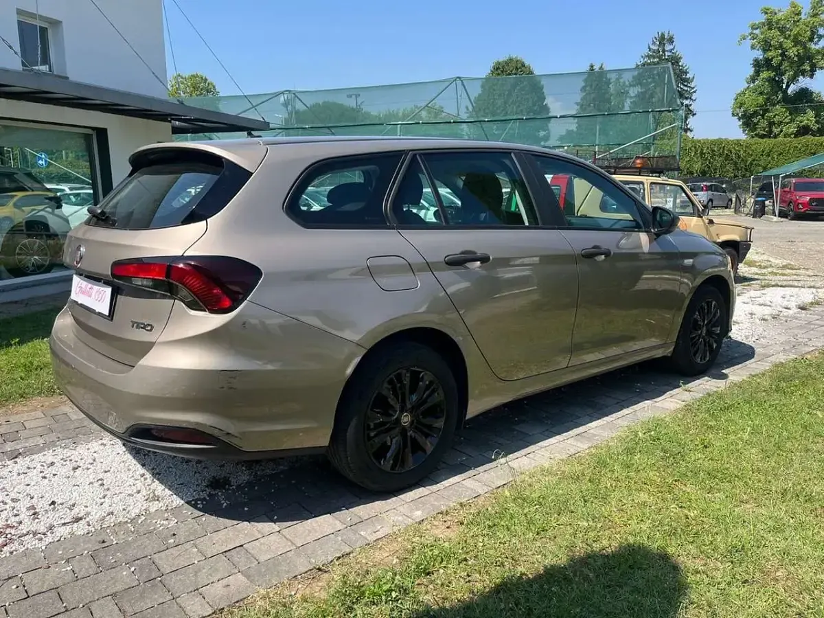 Usata Fiat Tipo Street 95 CV (69 kW) 2020 Beige