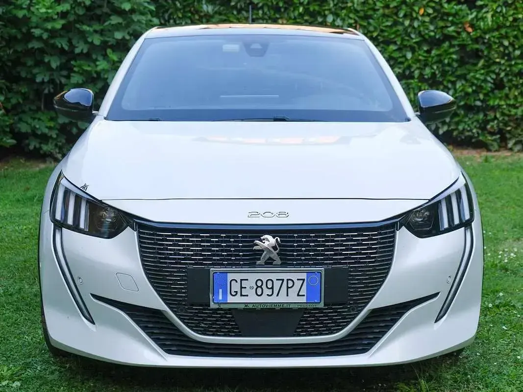 Usata Peugeot 208 GT 131 CV (96 kW) 2021 Bianco Utilitaria