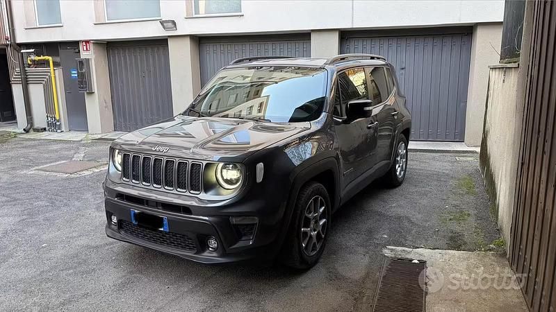 Usata Jeep Renegade Longitude 130 CV (95 kW) 2023 Grigio SUV