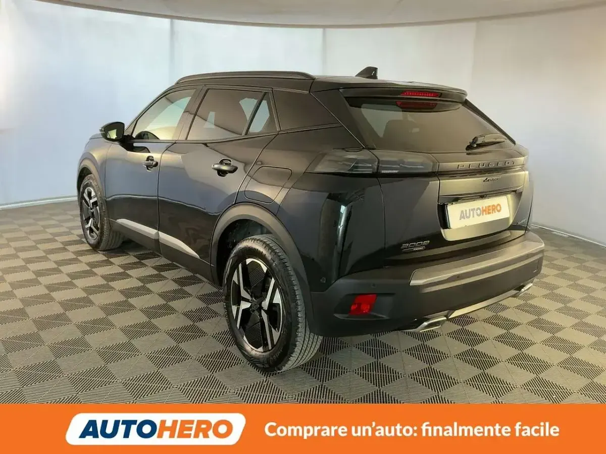 Usata Peugeot 2008 Allure 145 CV (106 kW) 2025 Nero SUV