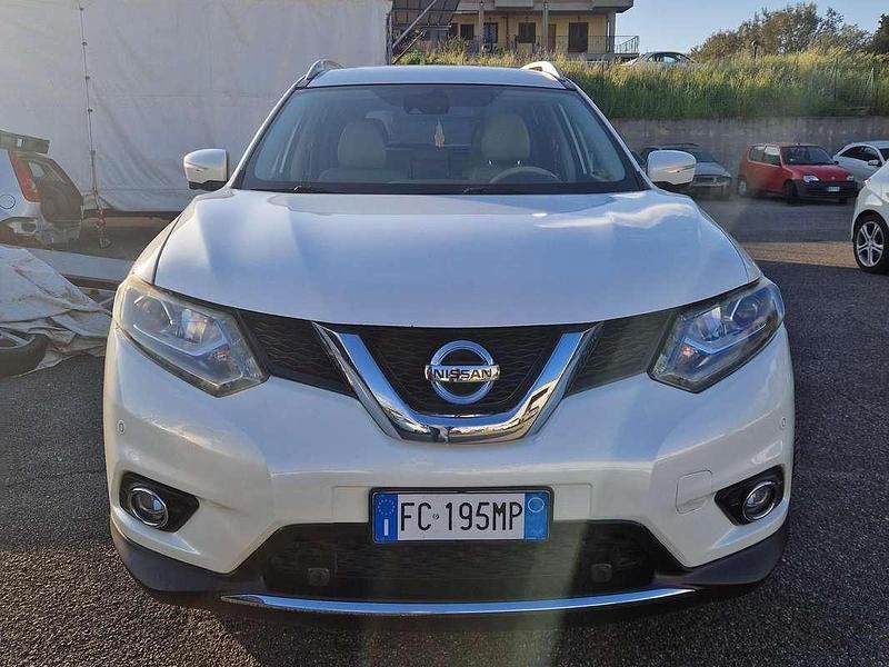 Usata Nissan X-Trail Tekna 131 CV (96 kW) 2016 Bianco SUV