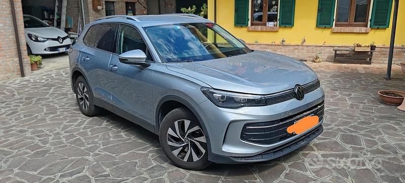 Usata VW Tiguan Edition 150 CV (110 kW) 2024 Grigio SUV