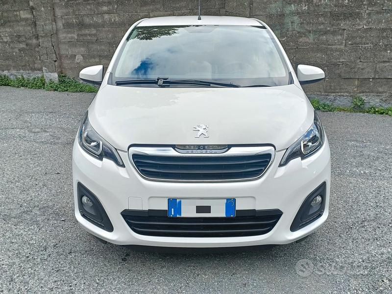 Usata Peugeot 108 Allure 72 CV (52 kW) 2020 Bianco Berlina
