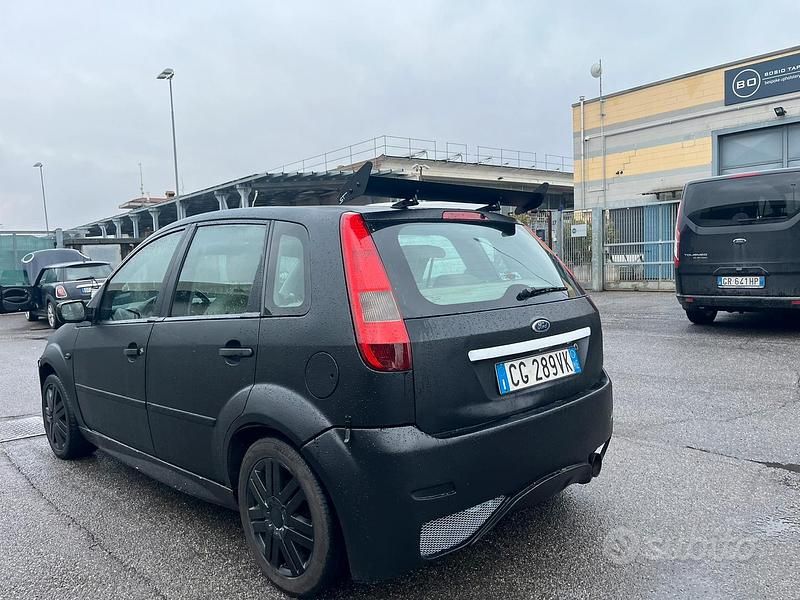 Usata Ford Fiesta 2003 Nero Utilitaria