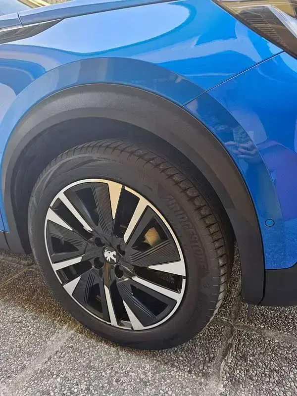 Usata Peugeot 2008 GTi 56 kW (77 CV) 2020 Bluazzurro SUV