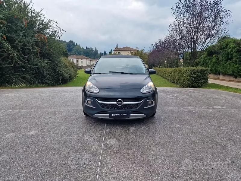 Usata Opel Adam Rocks Rocks 70 CV (51 kW) 2016 Nero Utilitaria