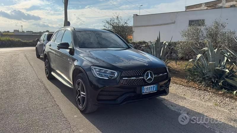 Usata Mercedes GLC300 Premium Plus 194 CV (142 kW) 2021 Nero SUV