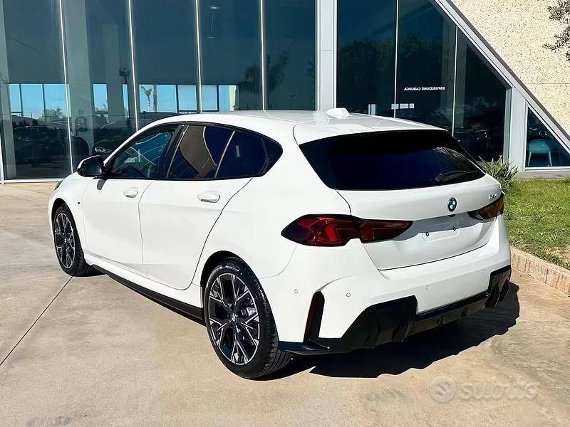 Nuevo BMW 118 M Sport 150 CV (110 kW) 2025 Blanco Utilitario