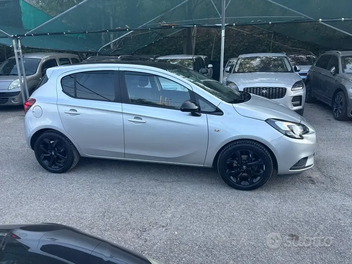 Usata Opel Corsa Cosmo 90 CV (66 kW) 2016 Grigio Utilitaria