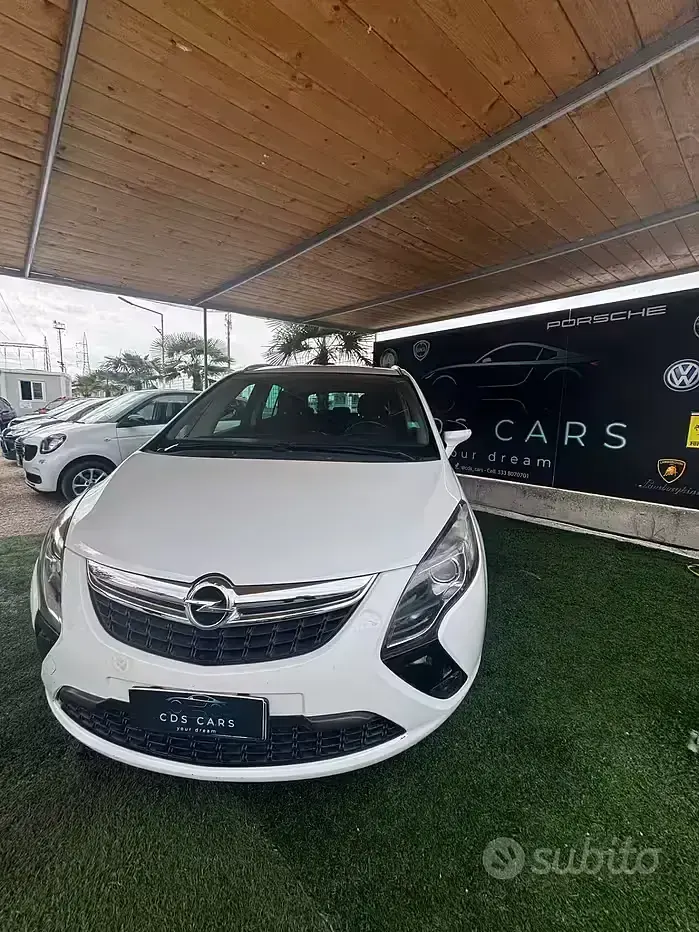 Usata Opel Zafira Tourer Cosmo 150 CV (110 kW) 2015 Monovolume