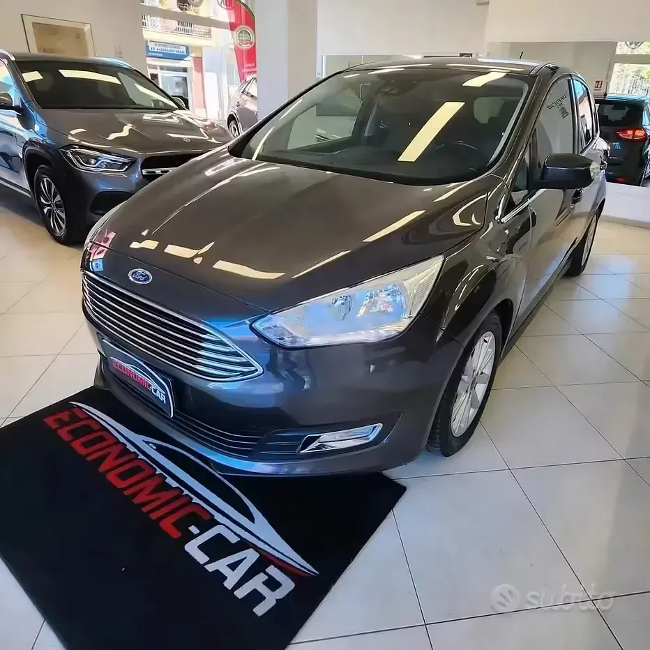 Usata Ford C-MAX Titanium 120 CV (88 kW) 2017 Grigio Monovolume