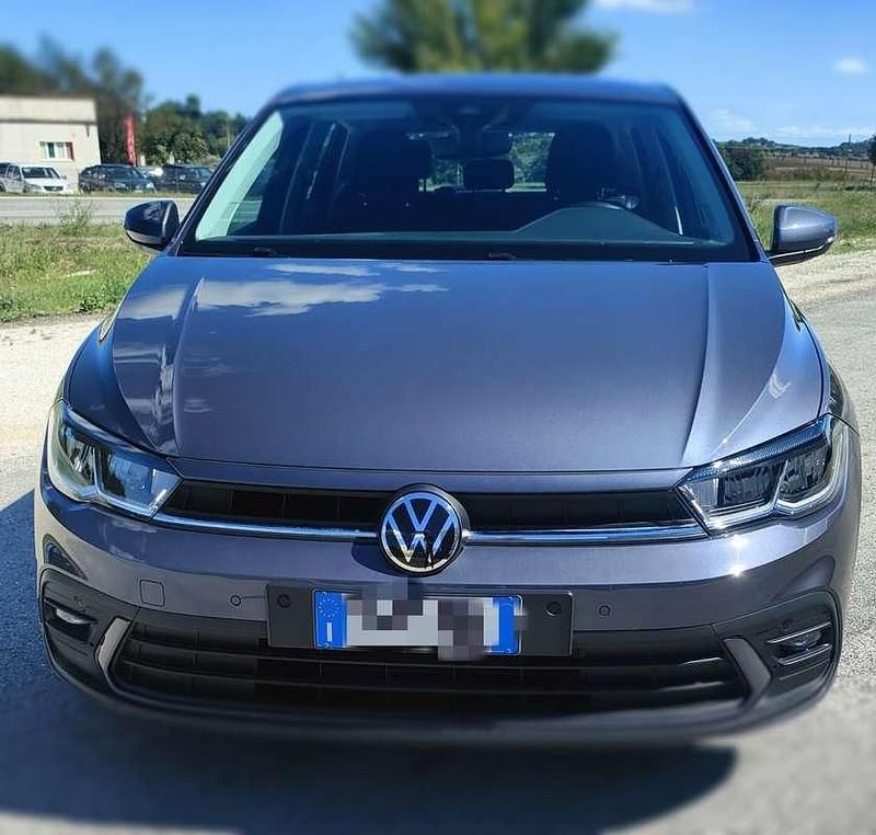 Usata 2024 VW Polo Life Tre volumi | 16.800 € (Ottimo prezzo) - Immagine 1/4