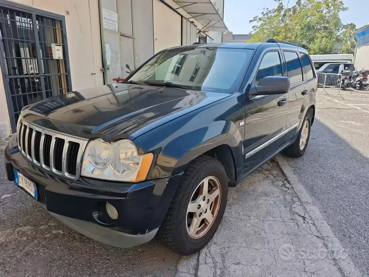 Usata Jeep Grand Cherokee 218 CV (160 kW) 2006 Nero SUV