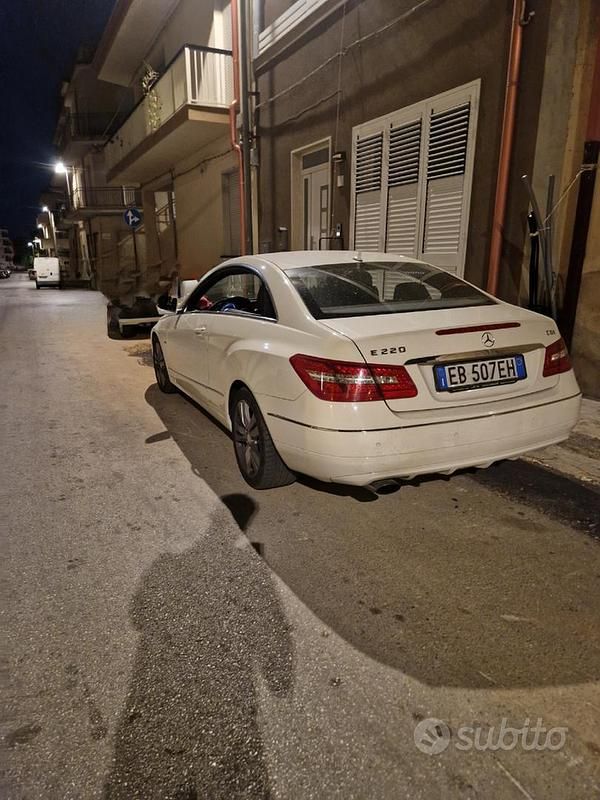 Usata Mercedes E220 2011 Bianco